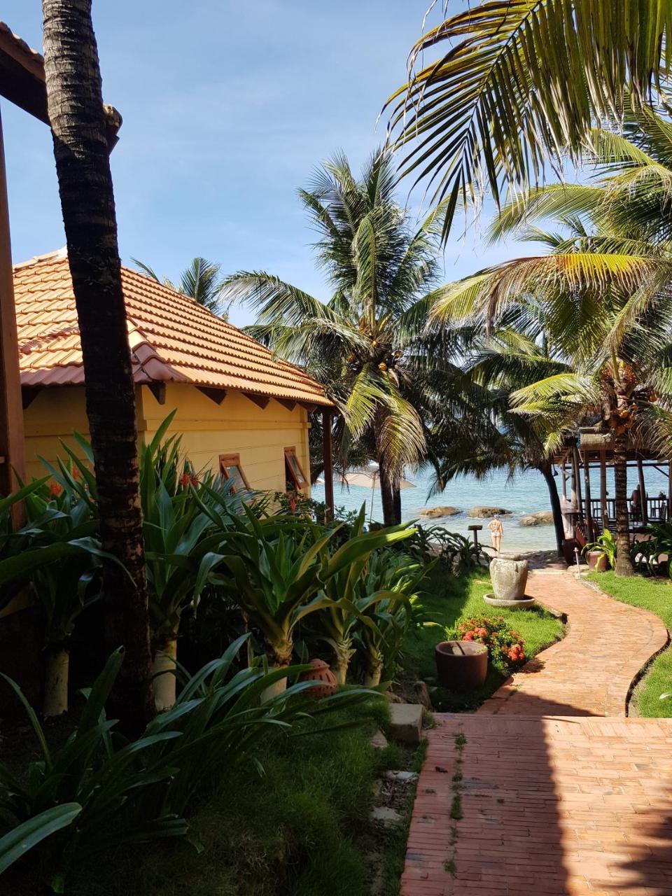 Free Beach Resort Phu Quoc Esterno foto